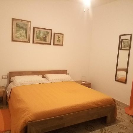 I Tre Scalini Bed & Breakfast Стинтино Екстериор снимка